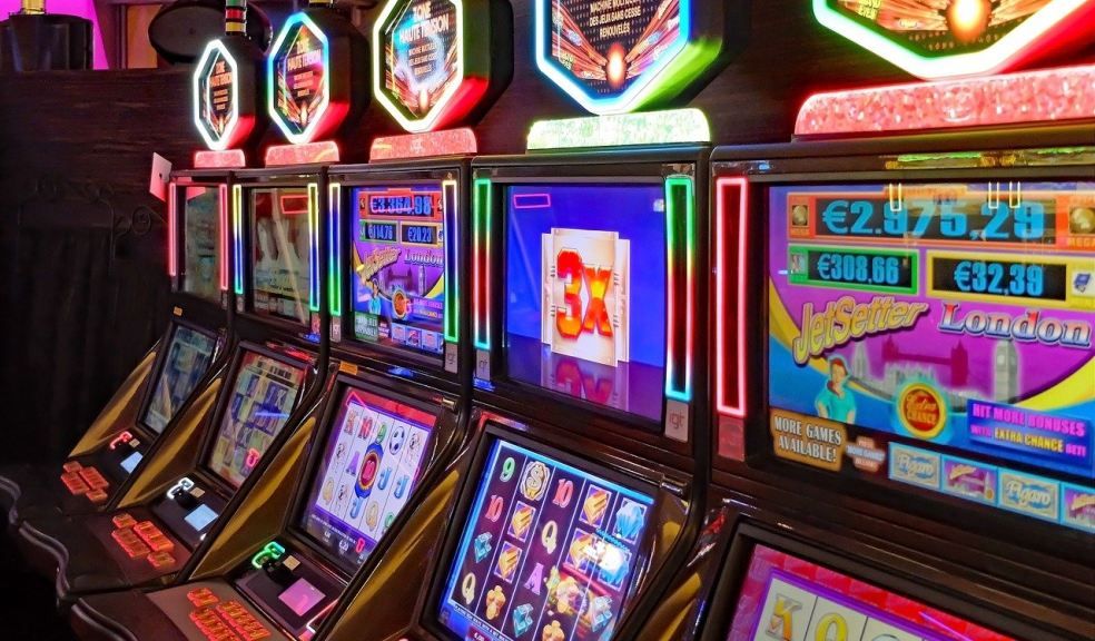 The Evolution of Slot Casino: From Mechanical Marvels to Digital Dynamos